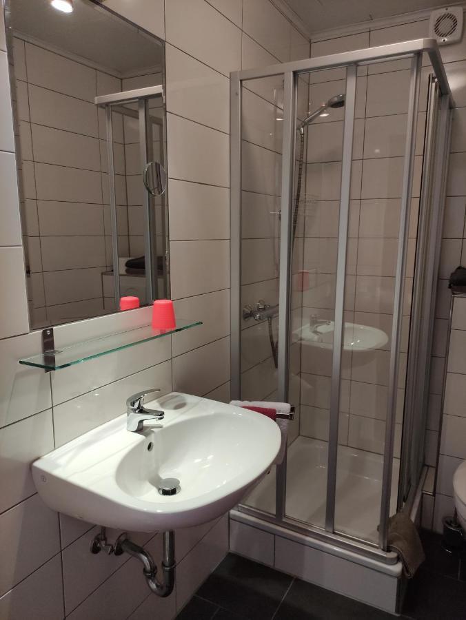 Gaestehaus Schneider Brauneberg Bagian luar foto