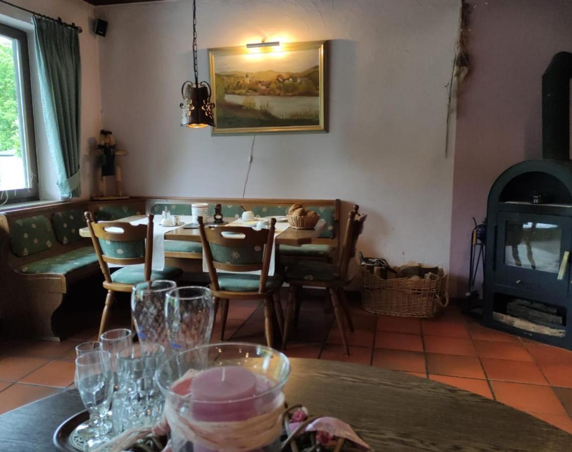 Gaestehaus Schneider Brauneberg Bagian luar foto