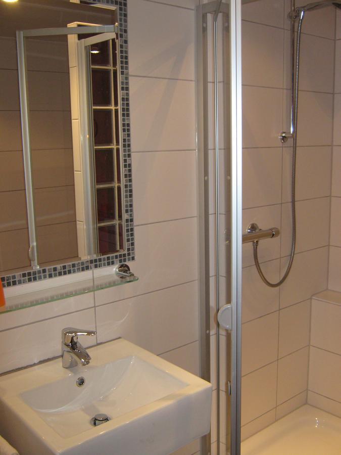 Gaestehaus Schneider Brauneberg Bagian luar foto